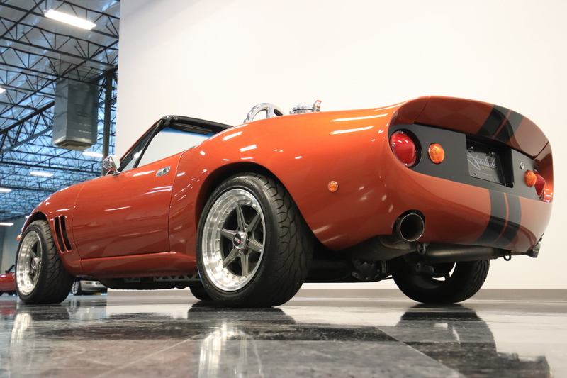 Illustration for article titled At $26,995, Is This Custom 1990 V8 Mazda Miata A Total Work Of NART?